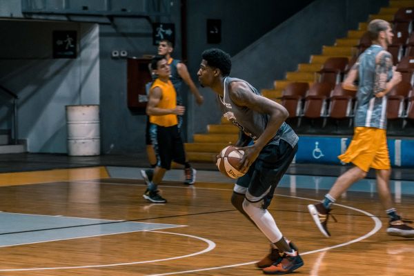 Boosting flexibility for injury prevention in uk basketball athletes: essential strategies for a safer game